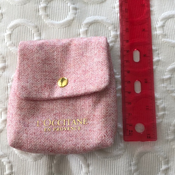 FREE WITH PURCHASE L’Occitane en Provence Pouch - Picture 2 of 8